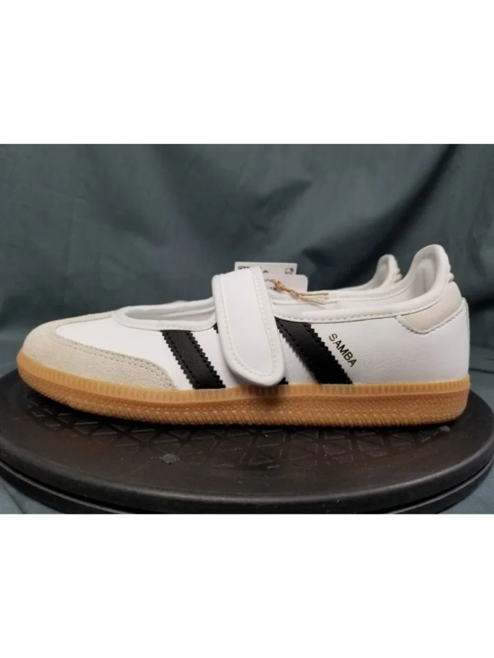 Adidas Samba Jane J Sneakers JR7436 White Alumina Gum Girls Size 4 NEW IN BOX !